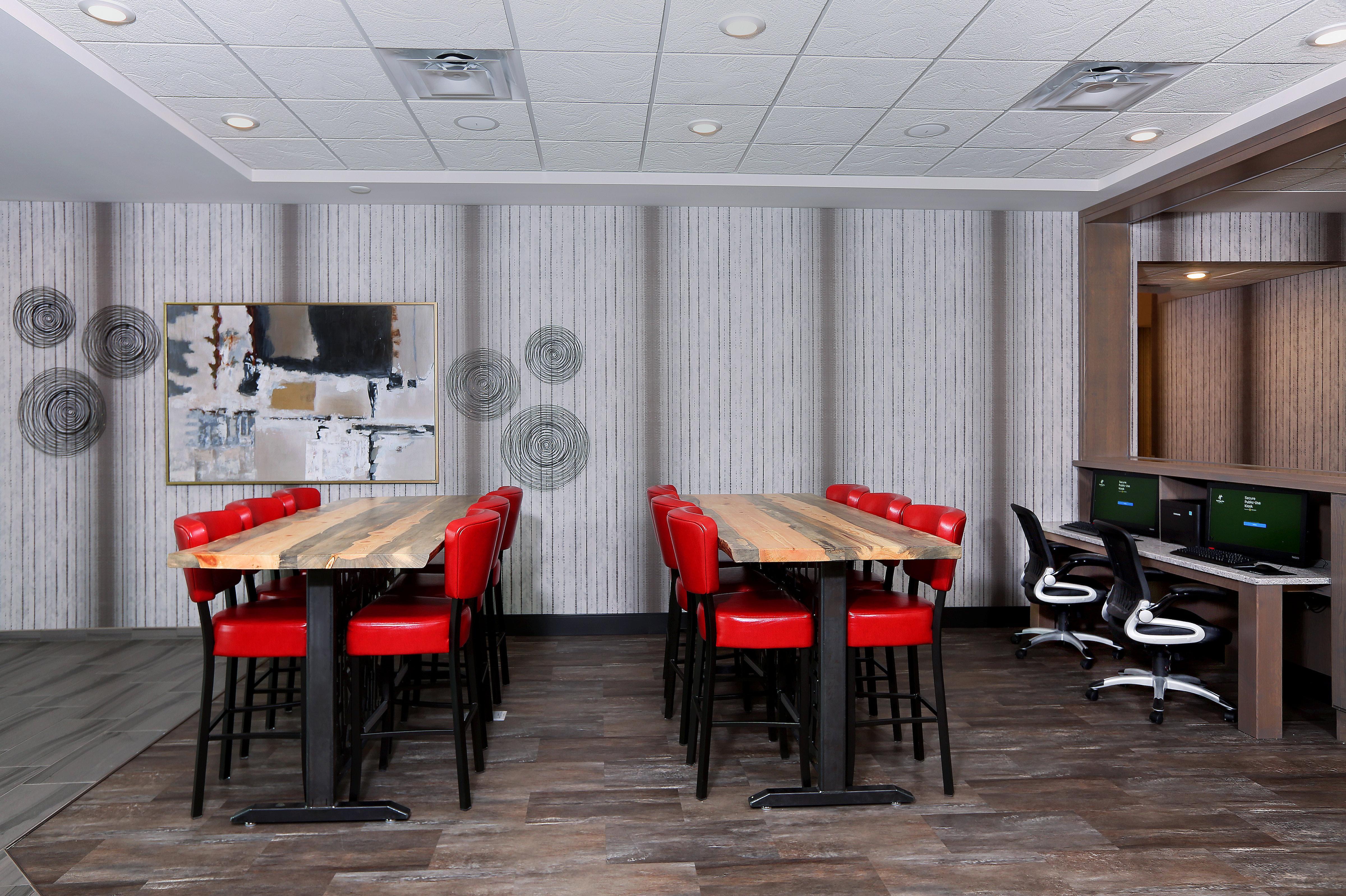 Holiday Inn & Suites Sioux Falls - Airport By Ihg Kültér fotó
