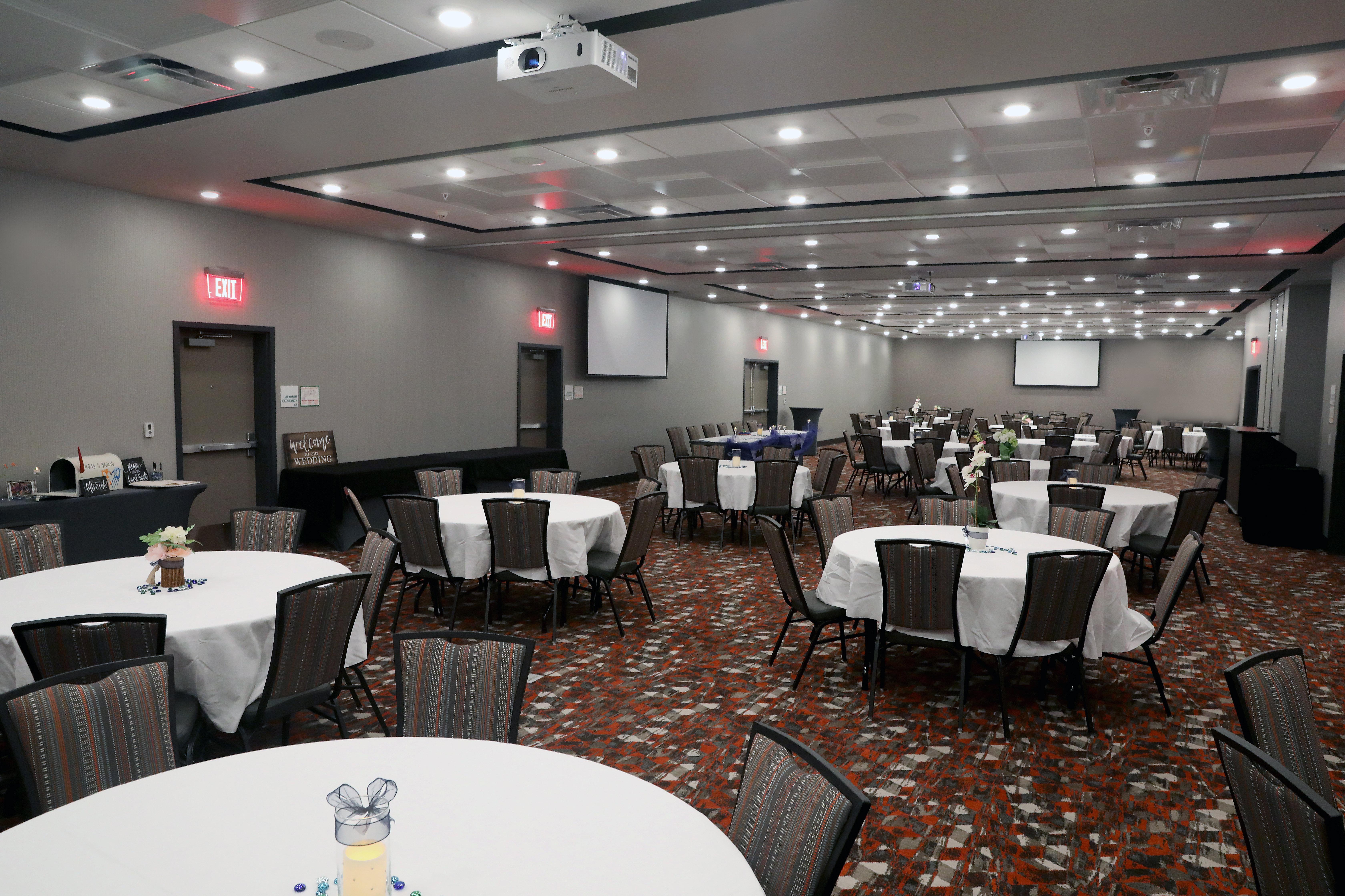 Holiday Inn & Suites Sioux Falls - Airport By Ihg Kültér fotó